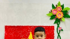 HOẠT ĐỘNG: DÁN LÁ CỜ TỔ QUỐC - TRẺ 3 (NH 2025-2026) HOẠT ĐỘNG: DÁN LÁ CỜ TỔ QUỐC - TRẺ 3 (NH 2025-2026)